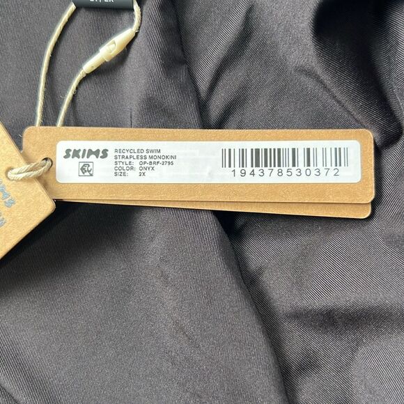 SKIMS STRAPLESS MONOKINI IN ONYX BLACK SIZE 2X NWT - Picture 9 of 10